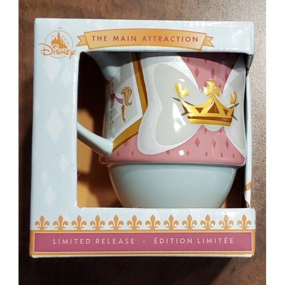 Disney Parks Minnie Mouse The Main Attraction King Arthur Carousel Mug 7/12 New